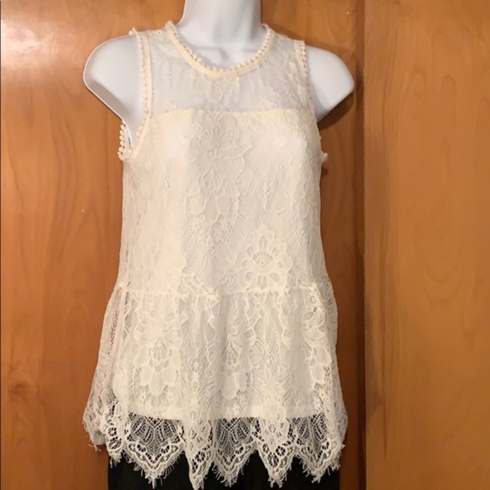 paper & tee sleeveless off white lace top